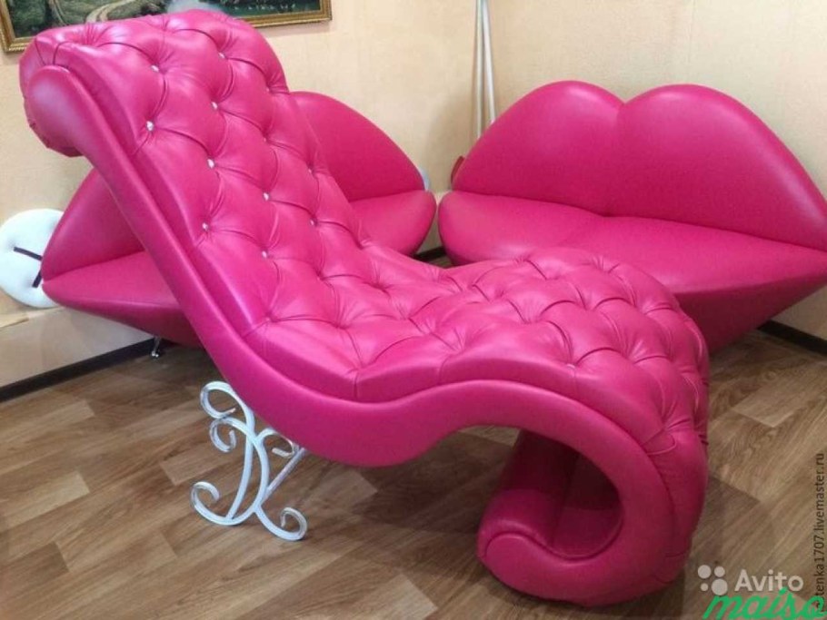 Креативная реклама диванов