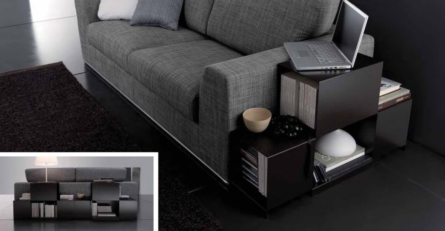 Диван с широкими подлокотниками