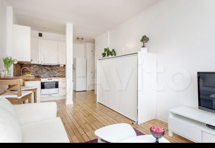 Кухня студия 28 кв м квадратная