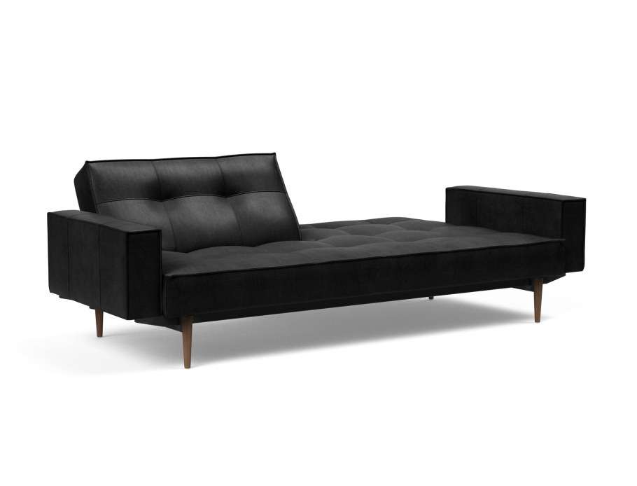 Черный кожаный диван