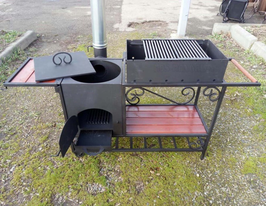 Мангал из кирпича и металла