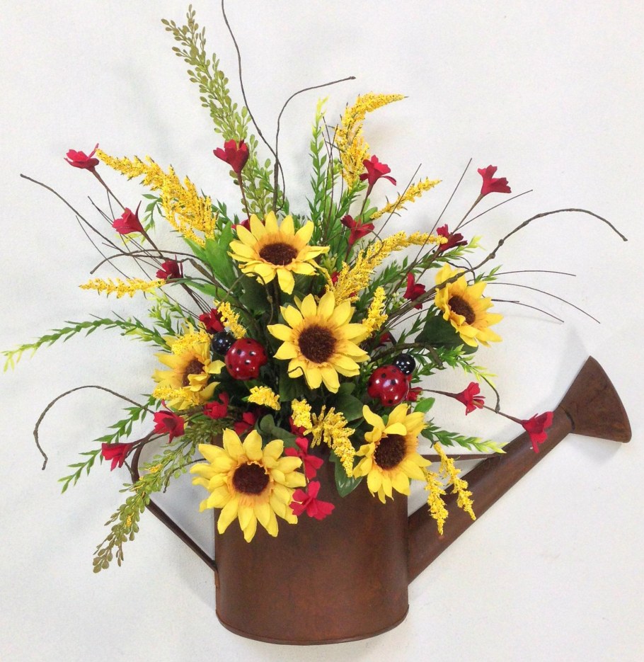 Букет с подсолнухами и гипсофилой