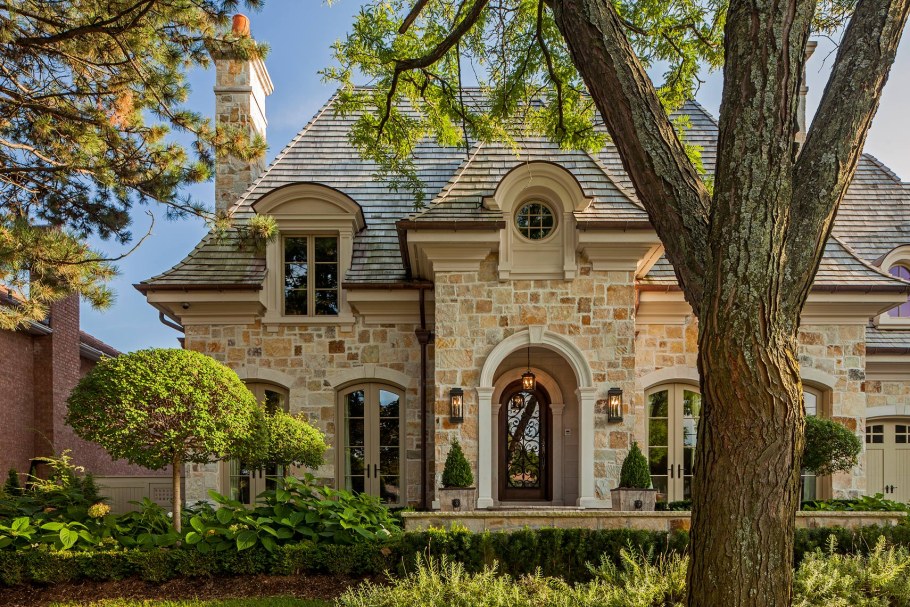 Коттедж во французском стиле Шато