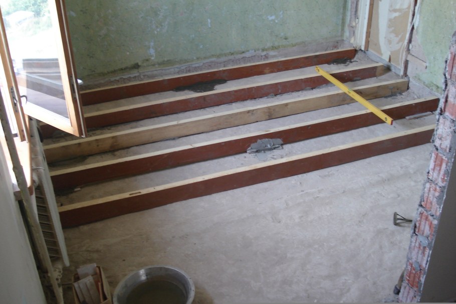 Деревянный пол по лагам