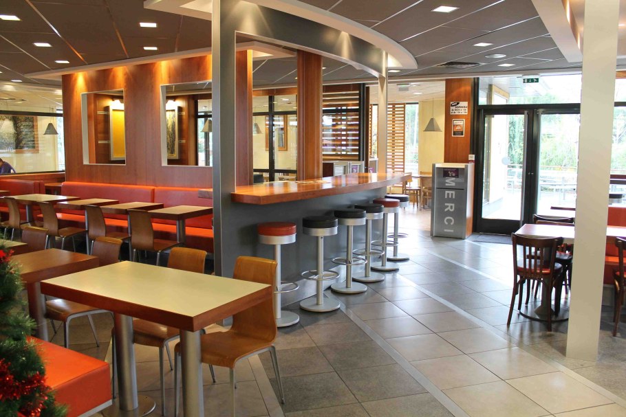 Фастфуд макдональдс в ресторан