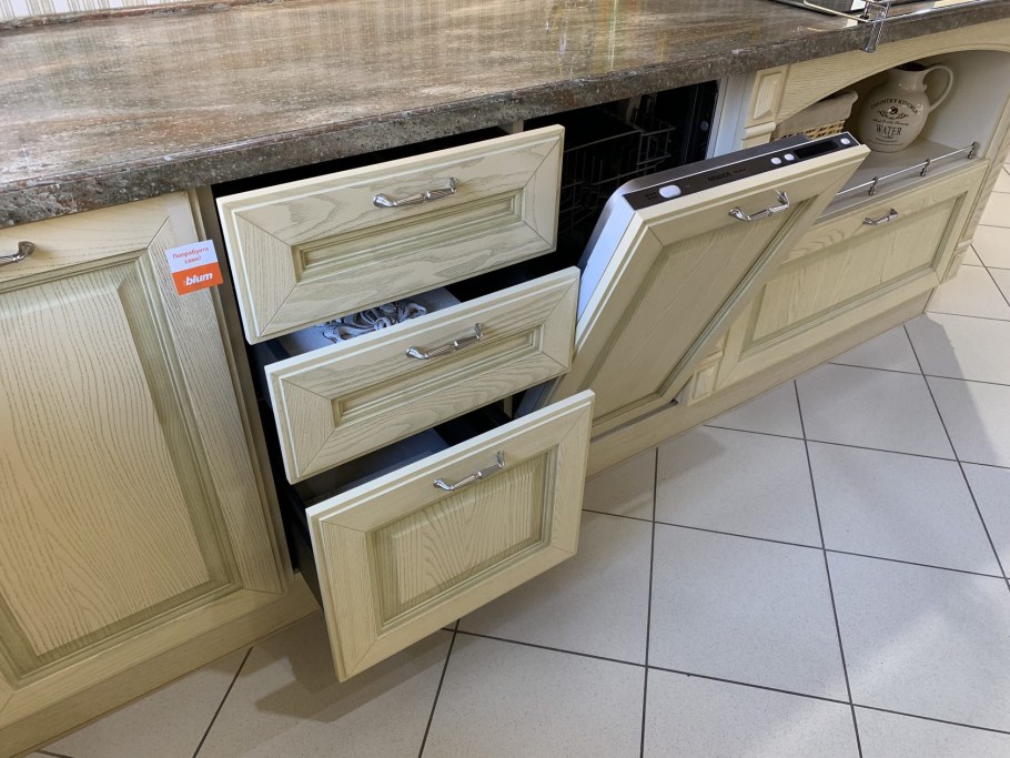 Кухня Мария Флореаль