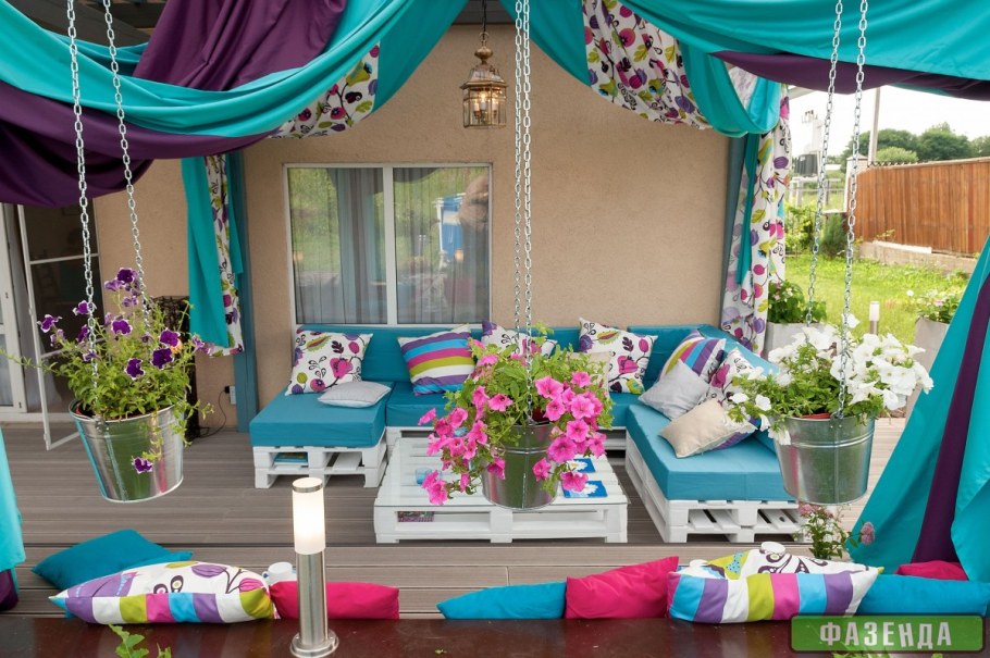 Небольшие беседки в саду