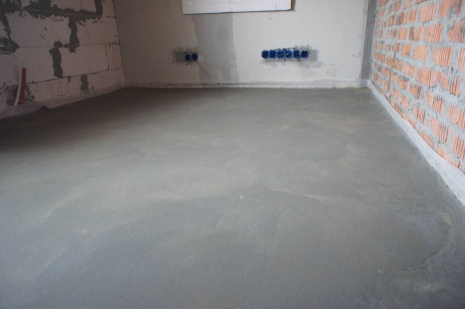 Черновая стяжка пола