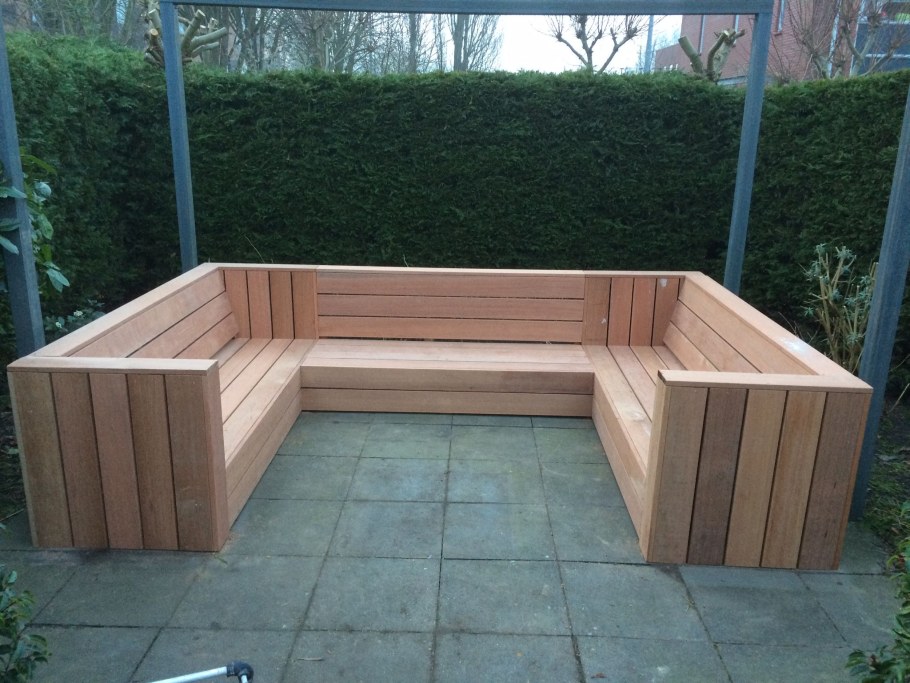 Лавка деревянная