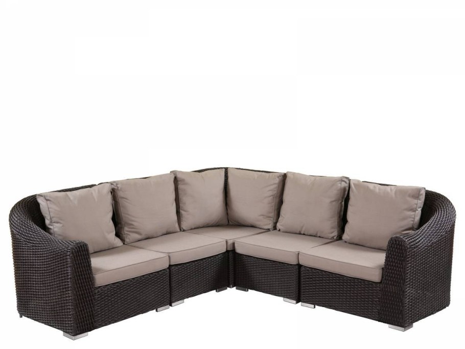 Угловой диван из полиротанга