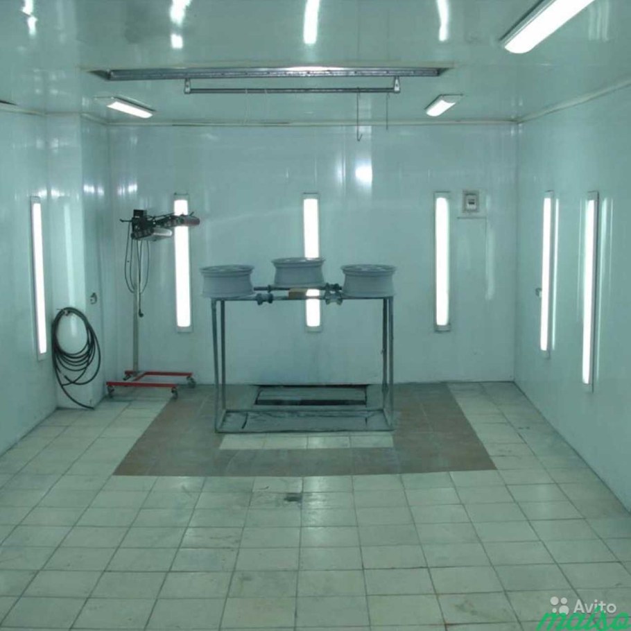 Стол для покрасочной камеры