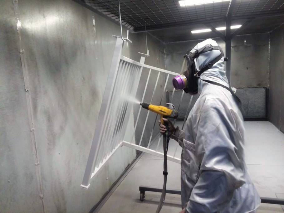 Камера порошковой покраски