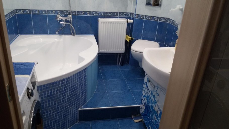 Маленькая ванная комната