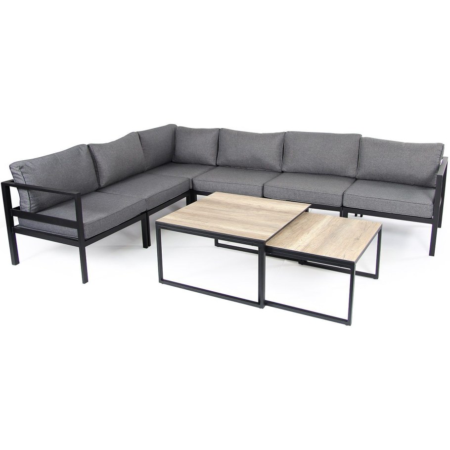 Диван на металлическом каркасе