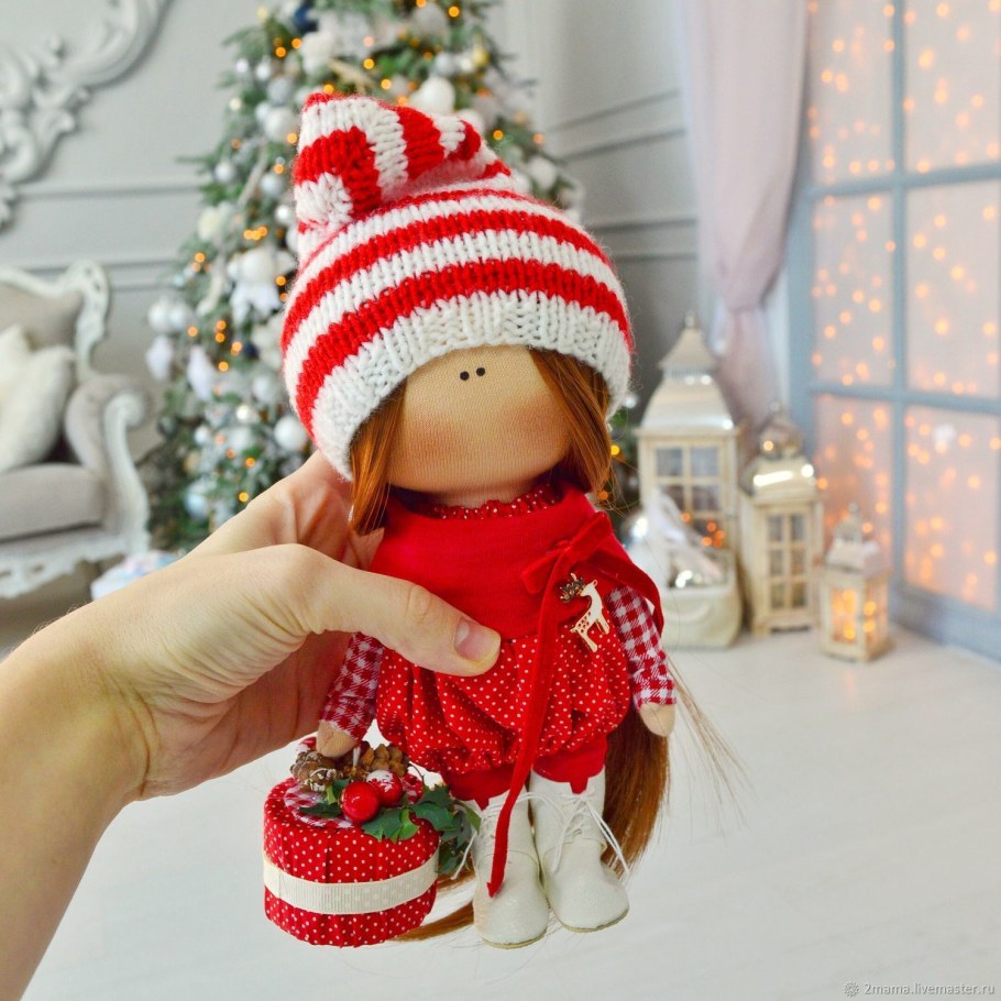 Кукла большеножка гномик