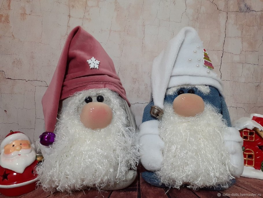 Скандинавский Гном розовый