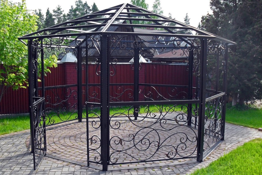 Беседка из металла