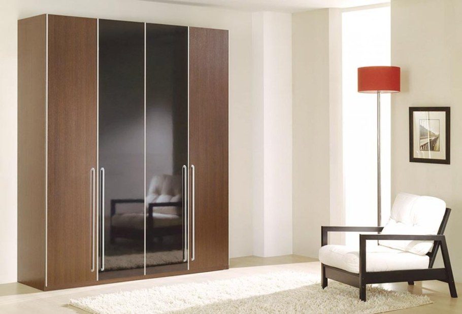 Шкаф распашной