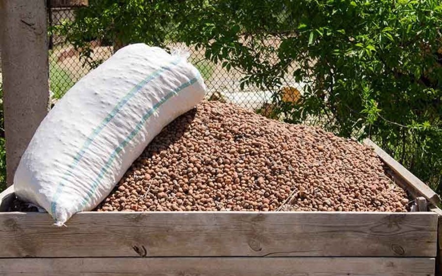 Мульча скорлупа кедрового ореха