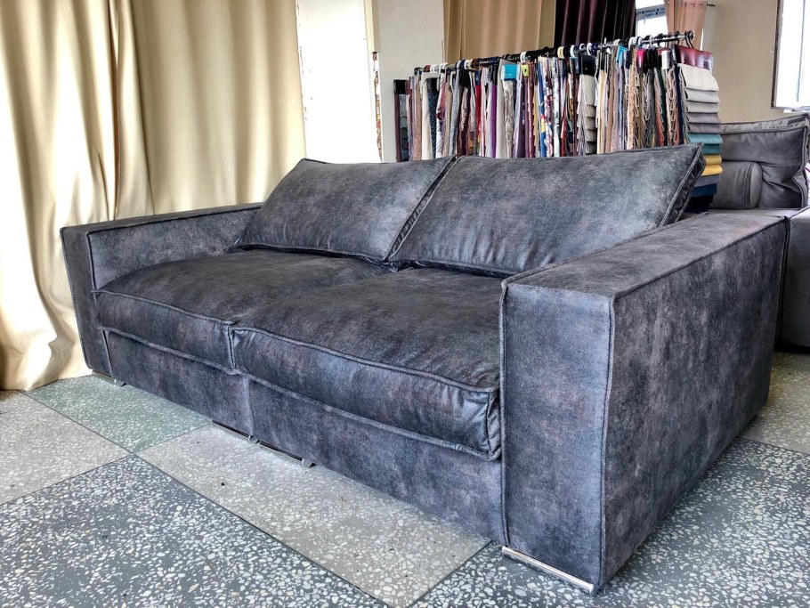 Диван из микрофибры