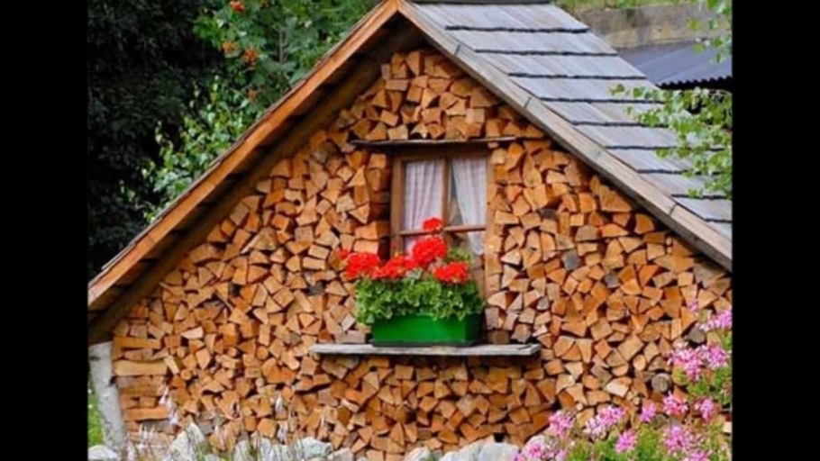 Декоративный дровяник