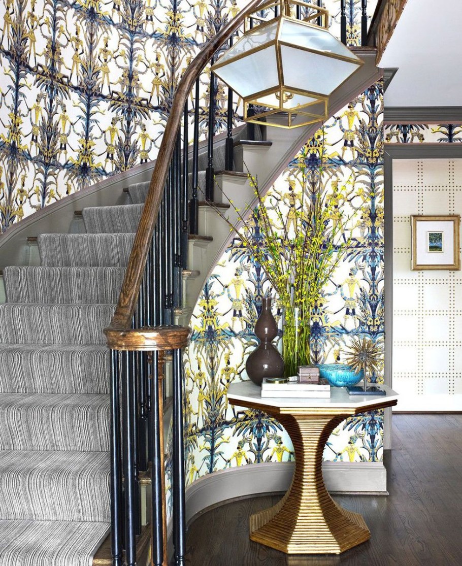 Отделка лестничного пролета