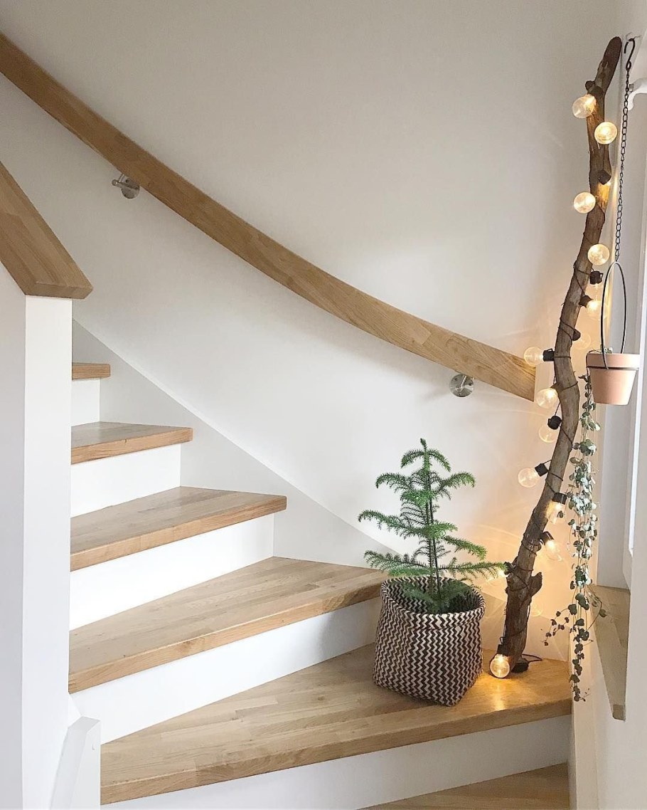 Декоративная штукатурка на лестнице