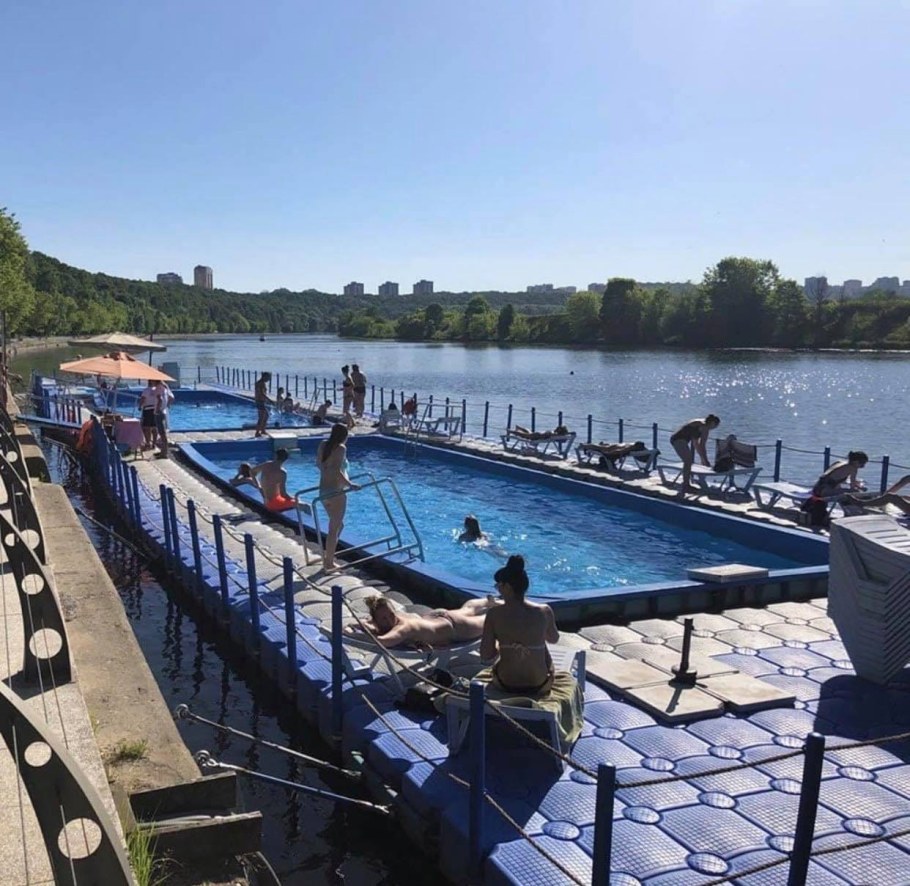 Понтонный бассейн парк Фили