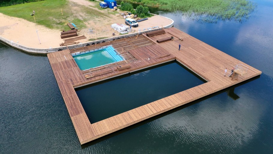 Понтонный бассейн