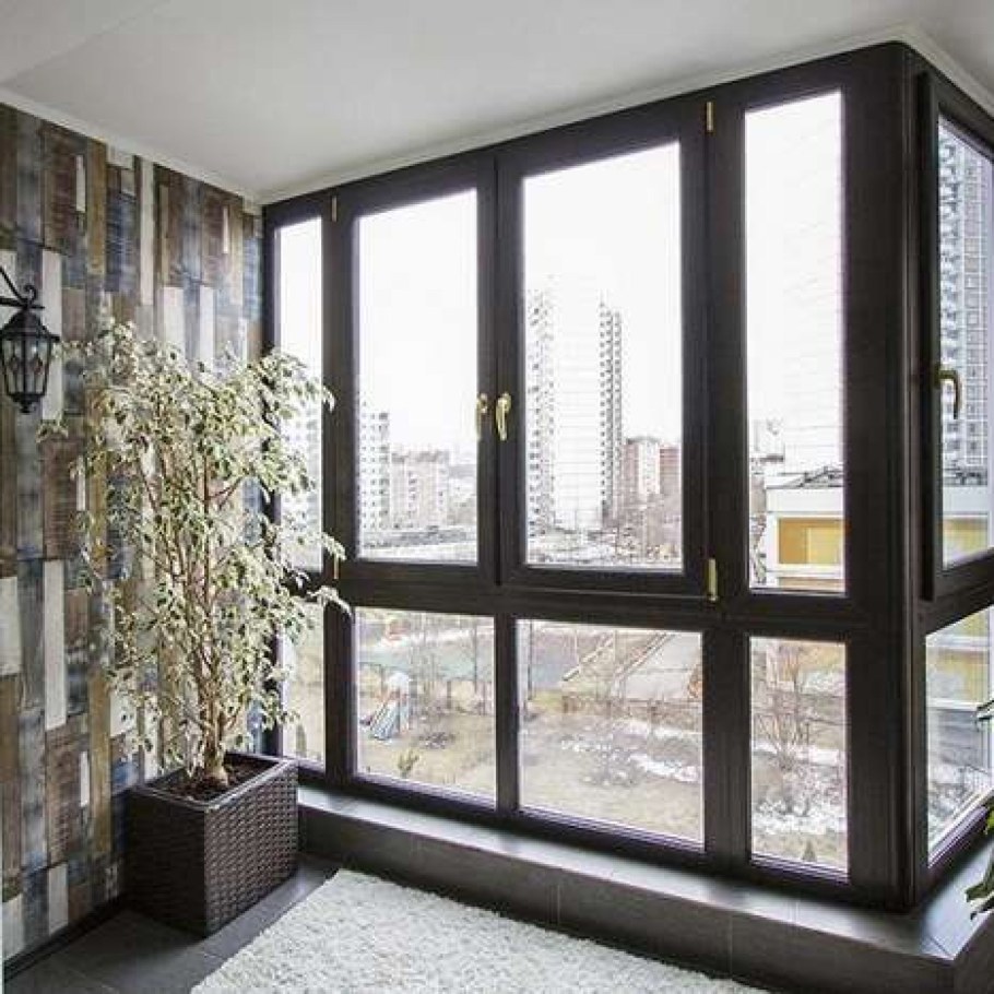 Полупанорамное остекление