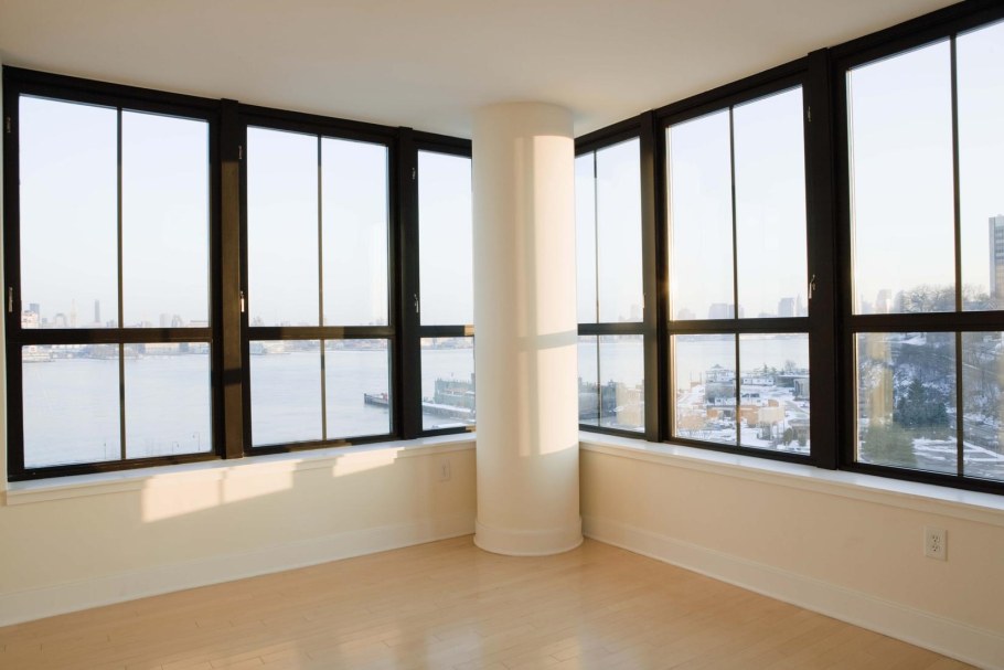 Лоджия с панорамными окнами