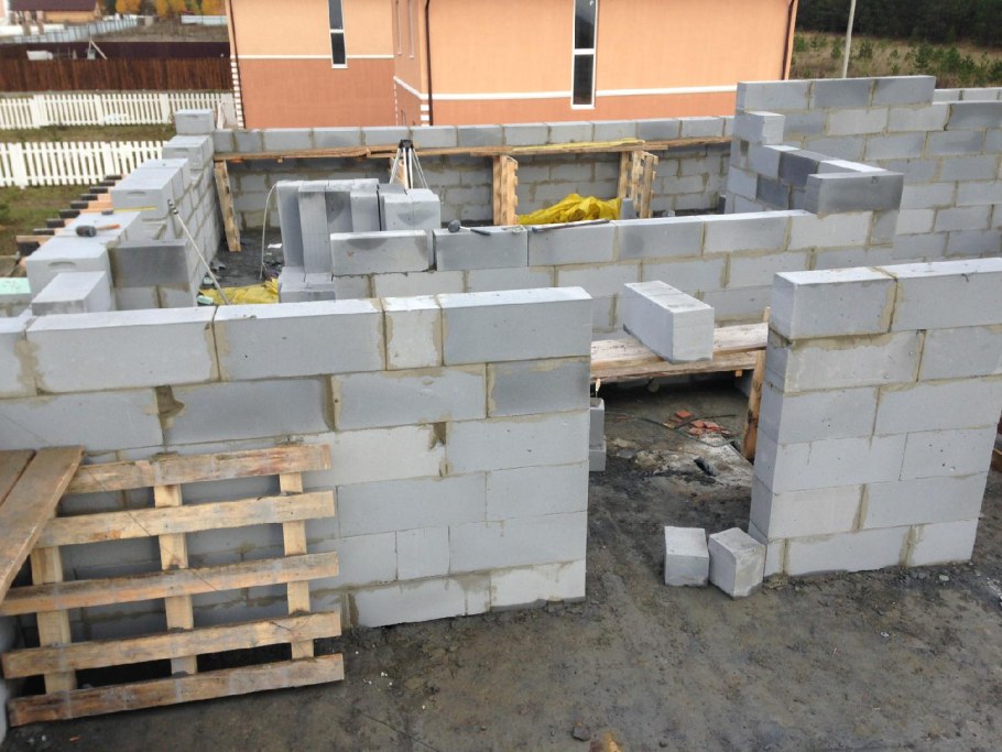Кладка из пенобетона