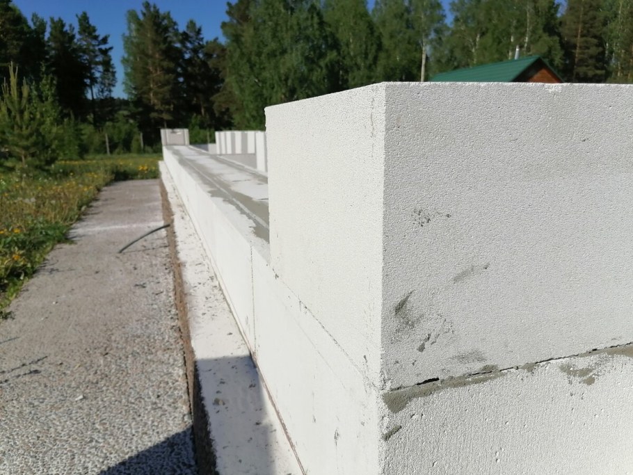 Кладка газобетонных блоков