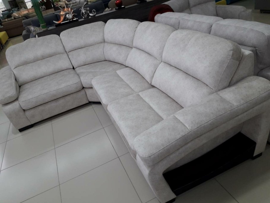 Корпусная и мягкая мебель