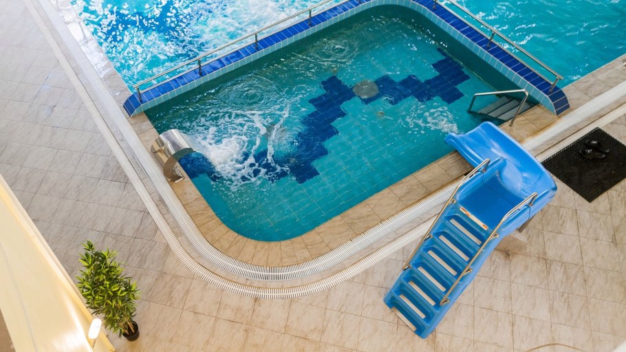 Бассейн Баден-Баден в Челябинске