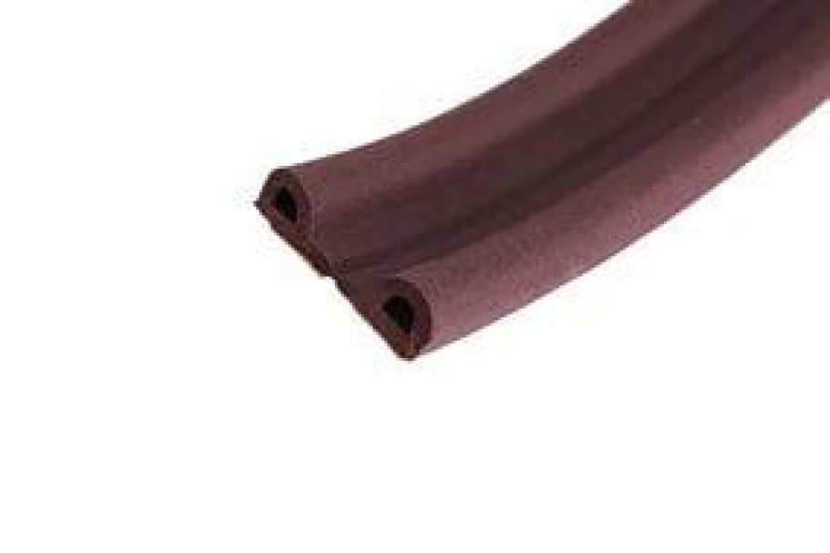 Уплотнитель для дверей межкомнатных снизу