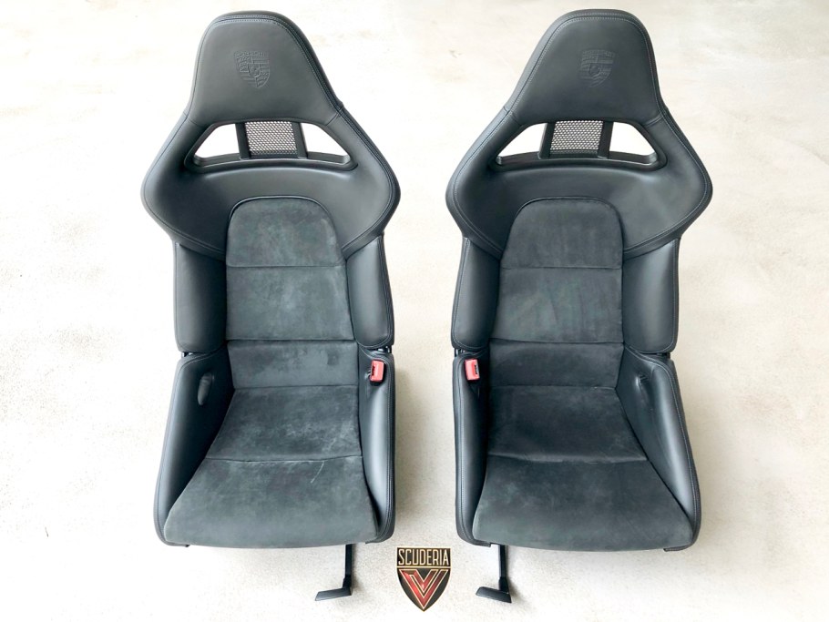 Порше сиденья ковш спорт