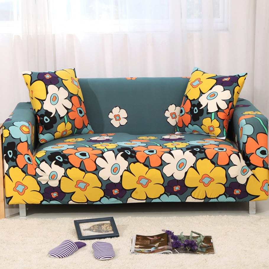 Разноцветный диван