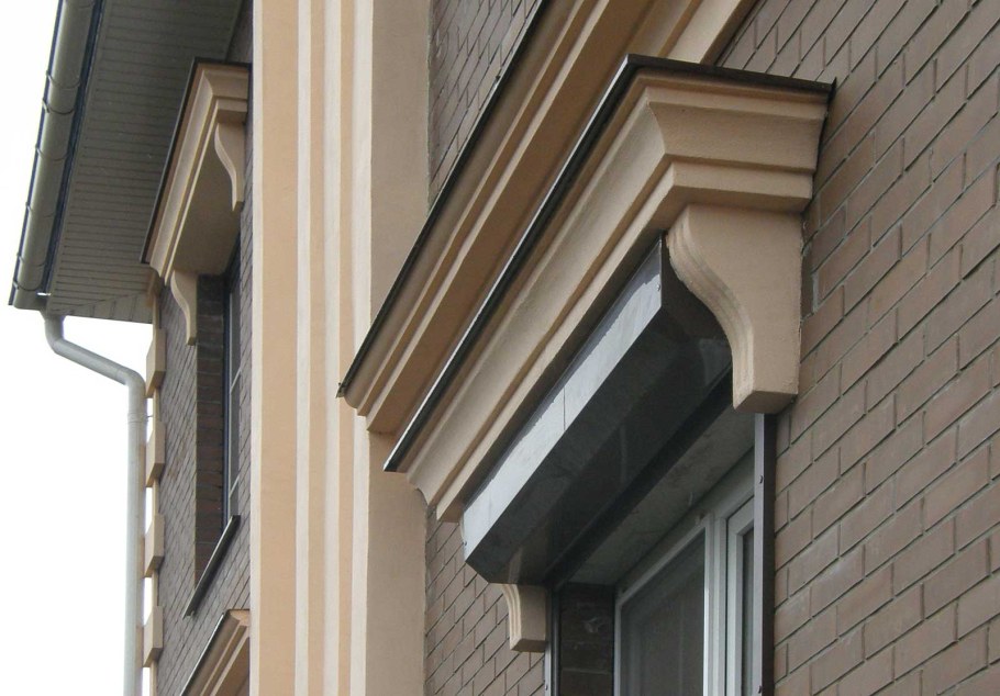 Замковый камень арки