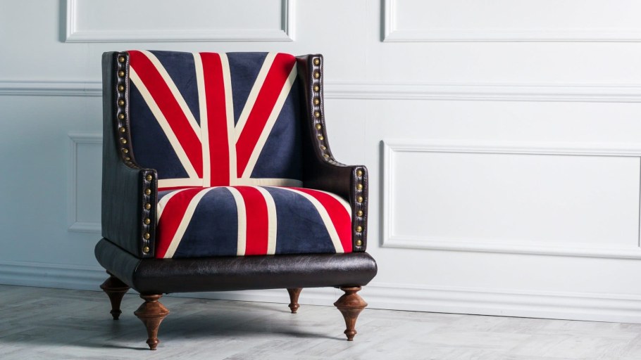 Честерфилд диван с британским флагом