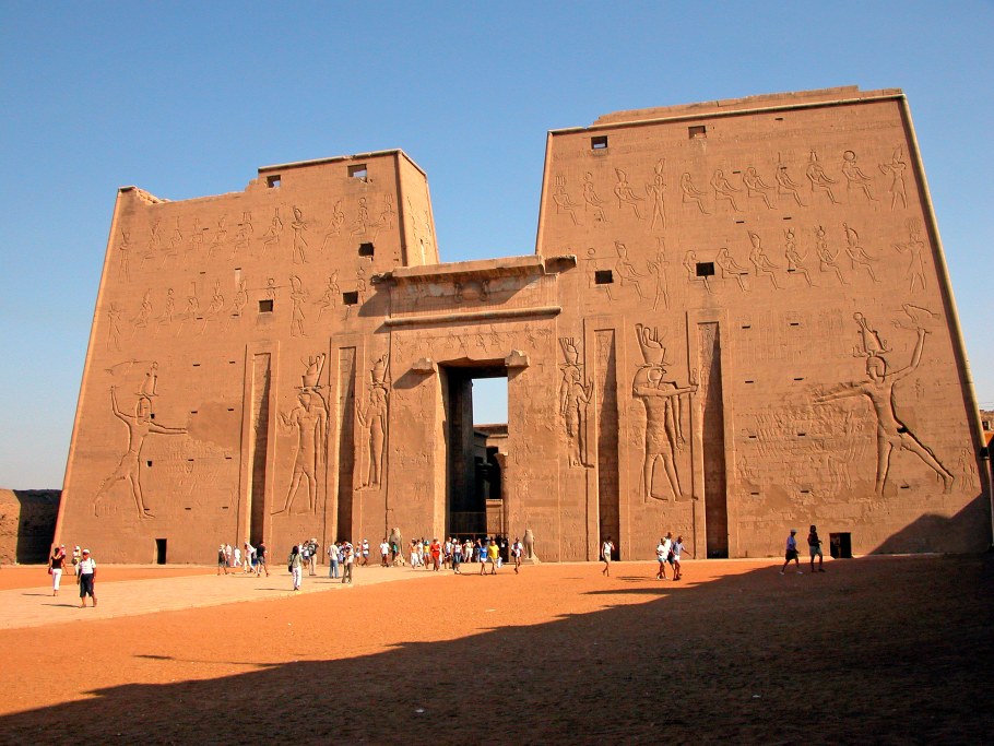 Монументальность архитектуры древнего Египта