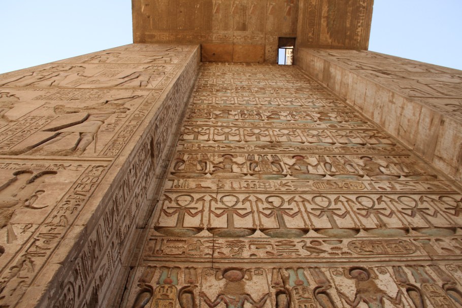 Храм Амона в городе Фивы