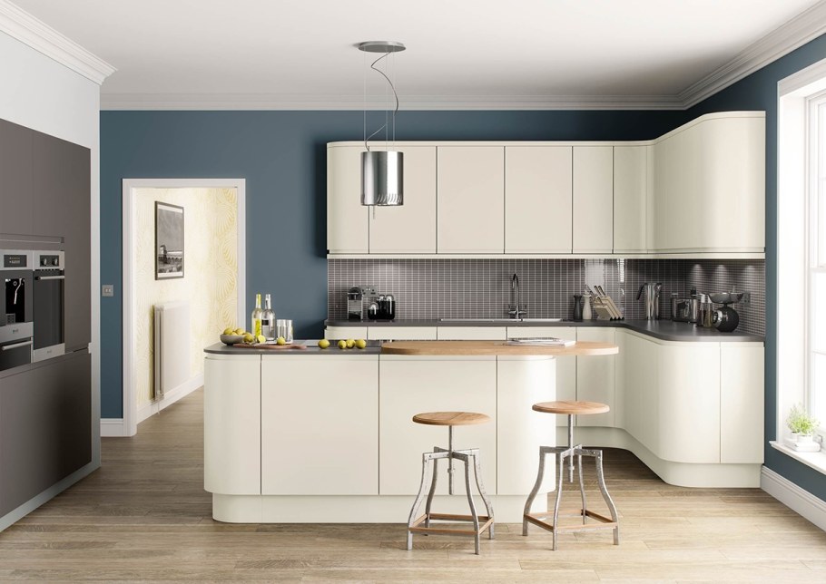 Современная белая кухня