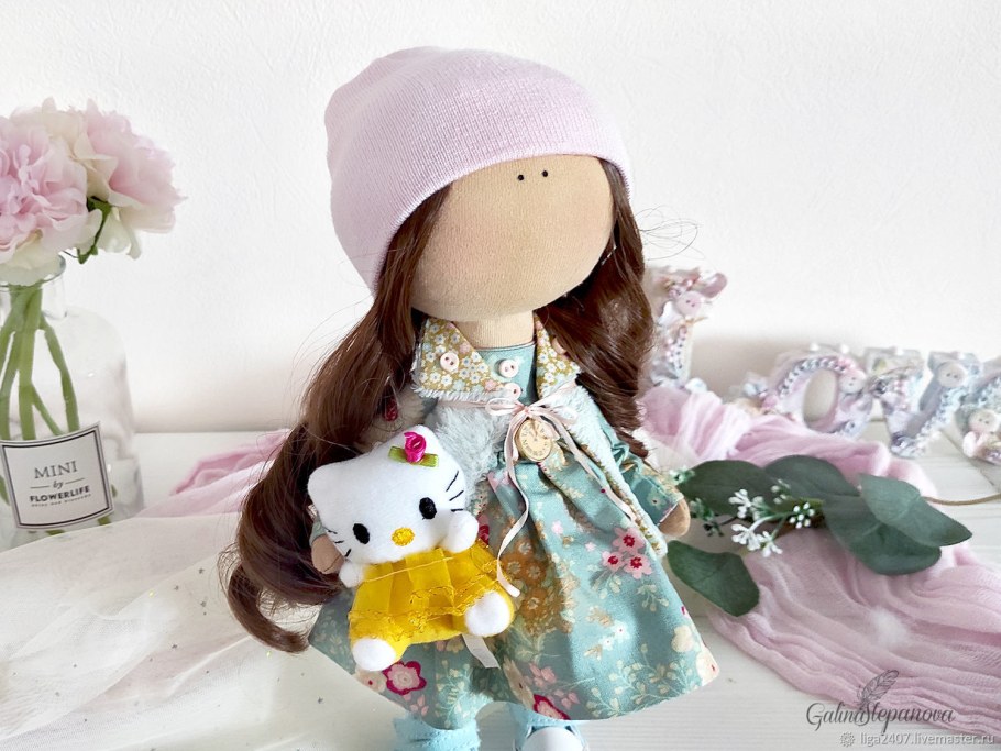 Кукла Молли pugovka Doll