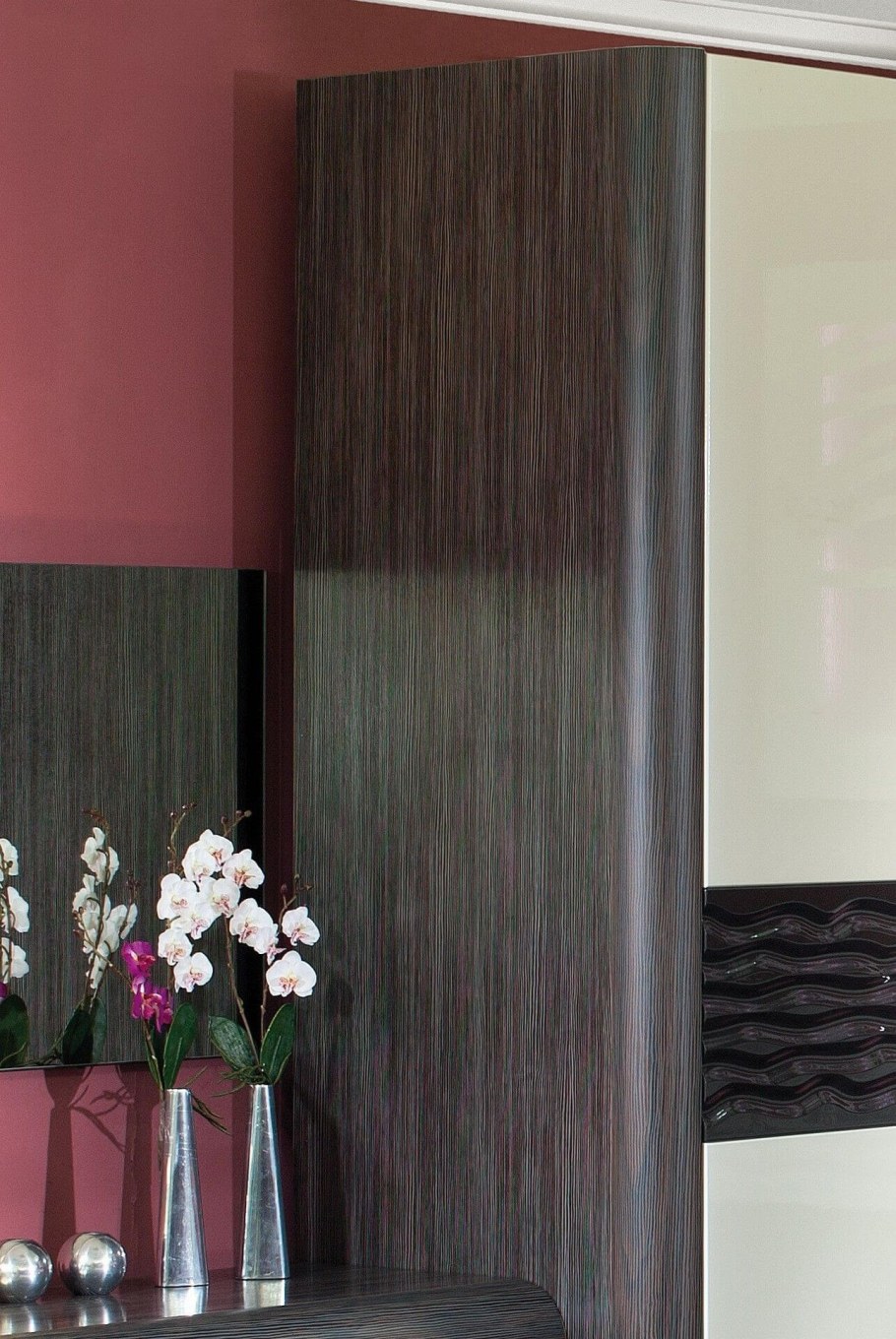 Комод evro York Venge