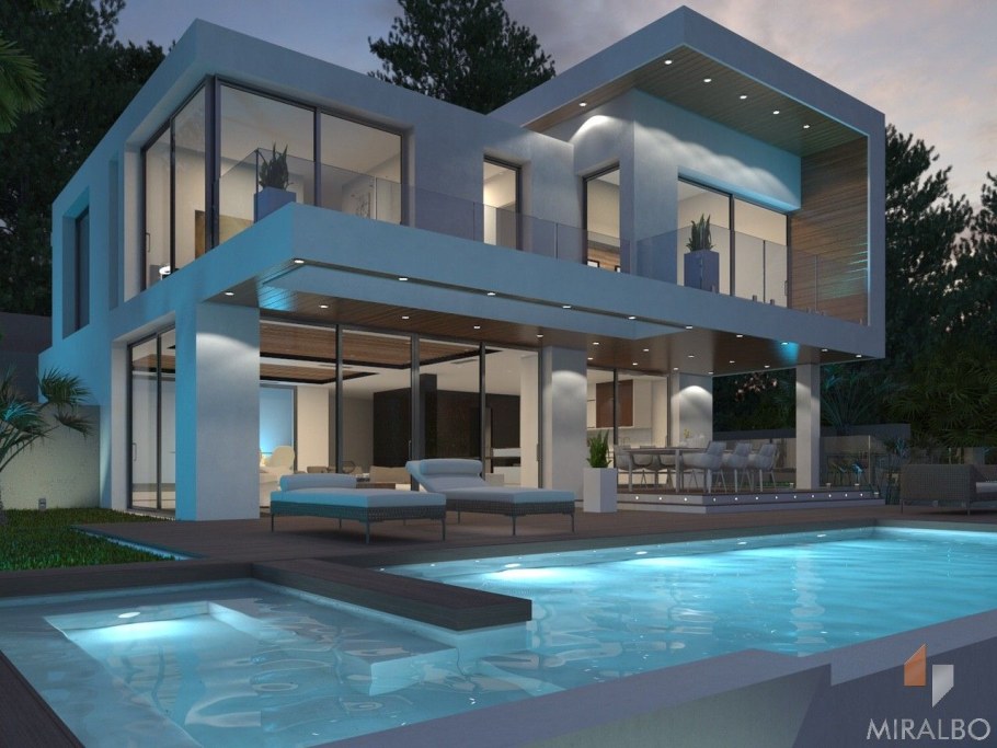 Двухэтажный дом с верандой и бассейном