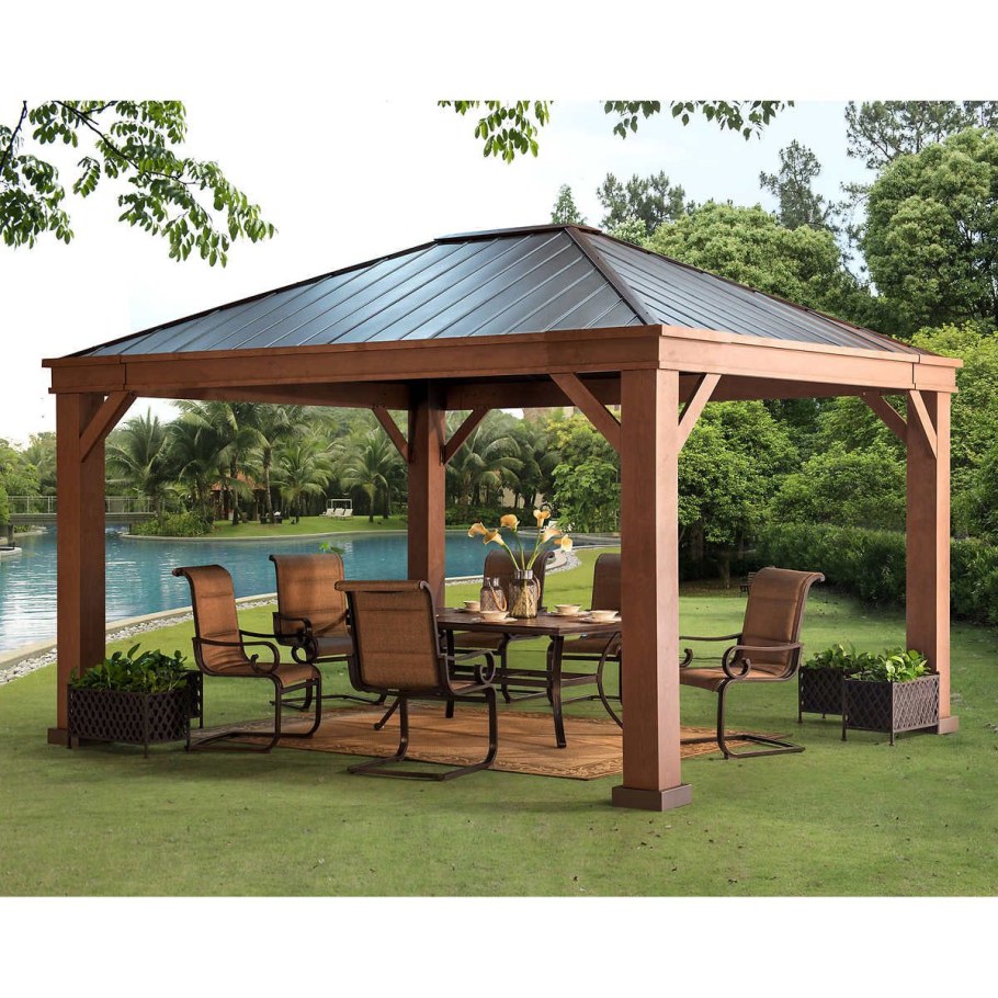 Вальмовая крыша для беседки 5х3