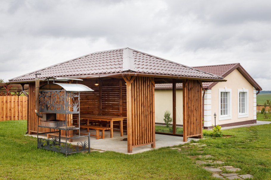 Беседка 4 на 8 четырехскатная