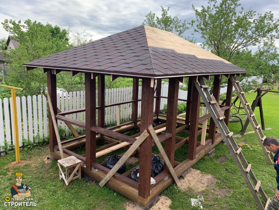 Беседка 3х4 с четырехскатной крышей с мангалом