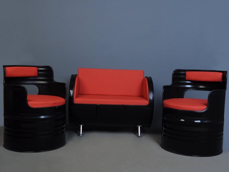 Кресло из бочки